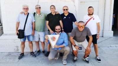 'Quelli che... La palla al centro': un club di tifosi e amici appassionati di calcio, nato dal comune interesse per i colori bianconeri