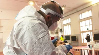 Coronavirus, su 5.786 tamponi eseguiti nelle Marche i positivi sono 488: 72 in provincia di Macerata, 262 in provincia di Ancona, 76 in provincia di Pesaro-Urbino, 28 in provincia di Fermo, 26 in provincia di Ascoli Piceno e 24 fuori regione