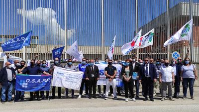 Grande successo per la manifestazione del Sappe e della polizia penitenziaria davanti al carcere di Marino del Tronto