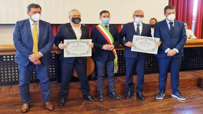 Battista Faraotti, fondatore di Fainplast Srl, e Jacques Maurice Luis Nicolet , fondatore di HP Composites, sono da oggi cittadini onorari di Ascoli Piceno